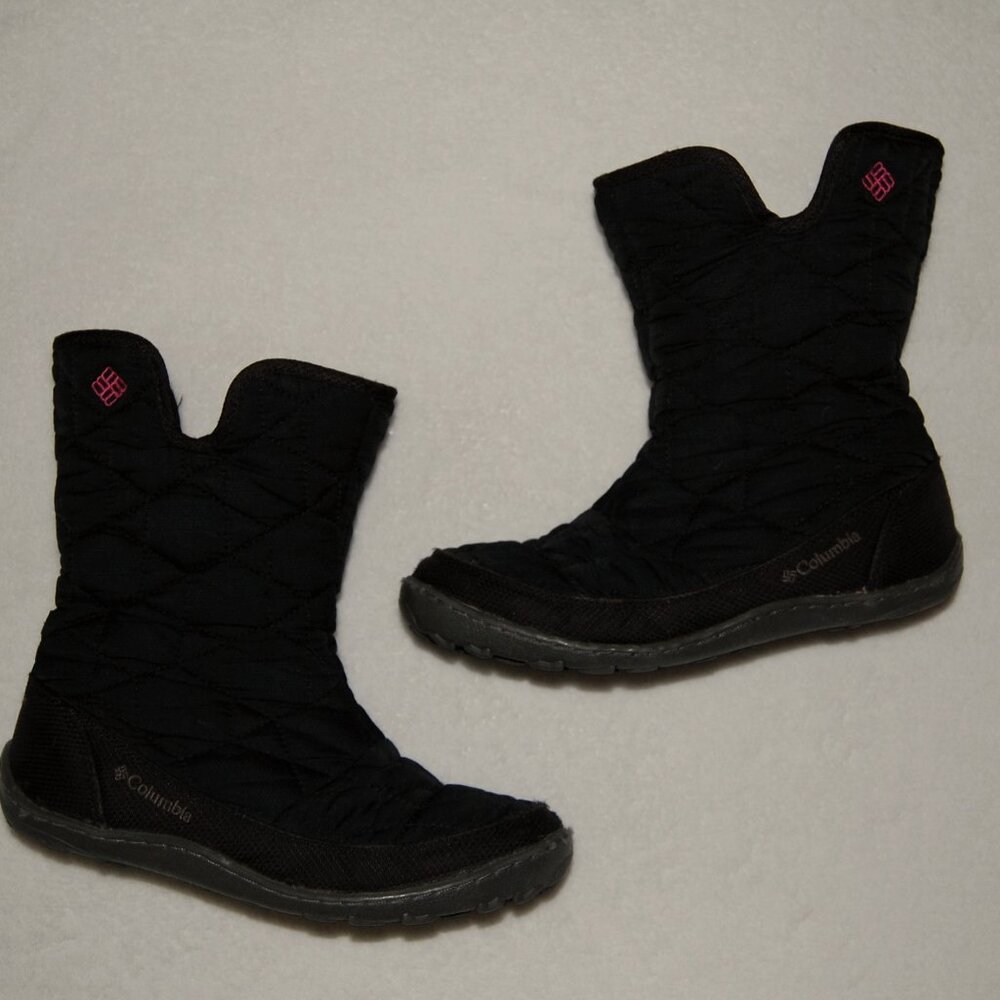 Columbia Slip-on Black Boots w Zip-Closure for Adjustment, Girls Size 3 (21 cm)